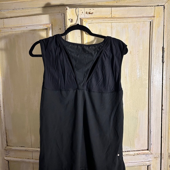 Lululemon Workout Top - Picture 3 of 4